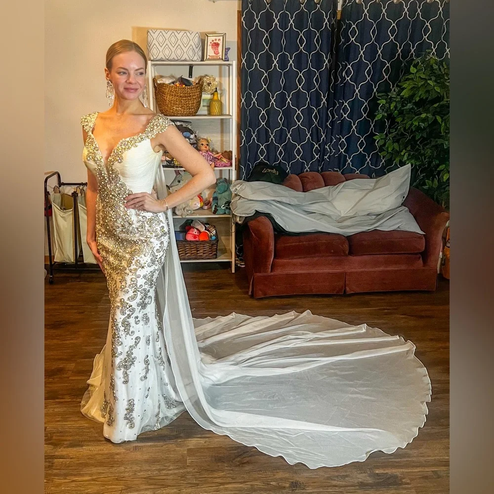 Mac Duggal Couture Evening Gown - Picture 1 of 4